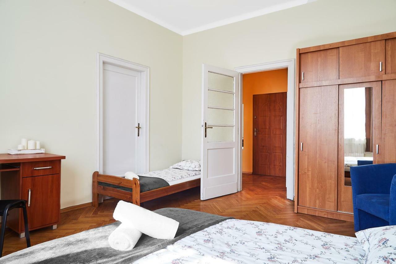 Green Yard Apartment Krowoderska Street Krasków Exterior foto
